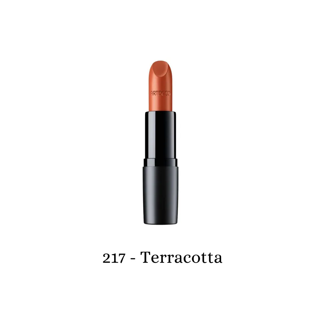 Perfect Mat Lipstick (18 Colours)